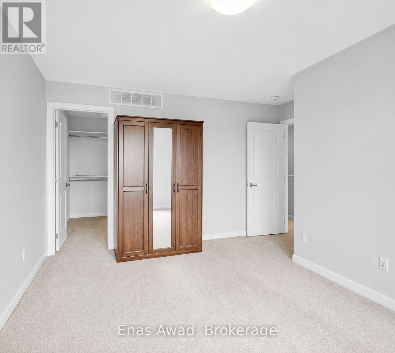 1 - 44 Teelin Circle Property Photo 15
