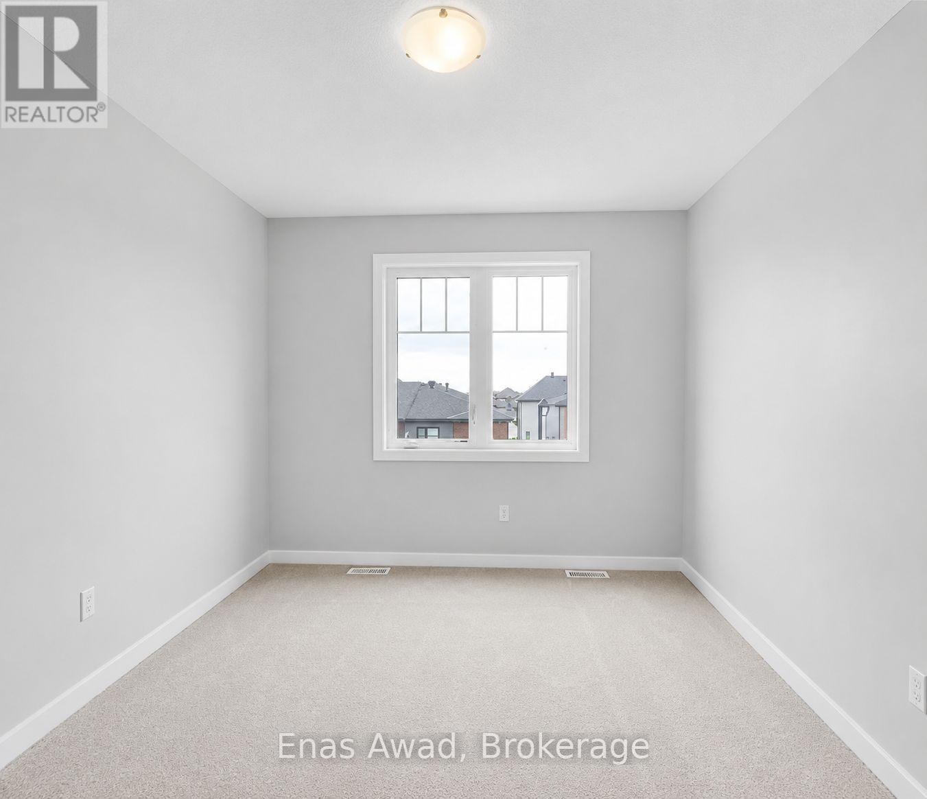1 - 44 Teelin Circle Property Photo 17