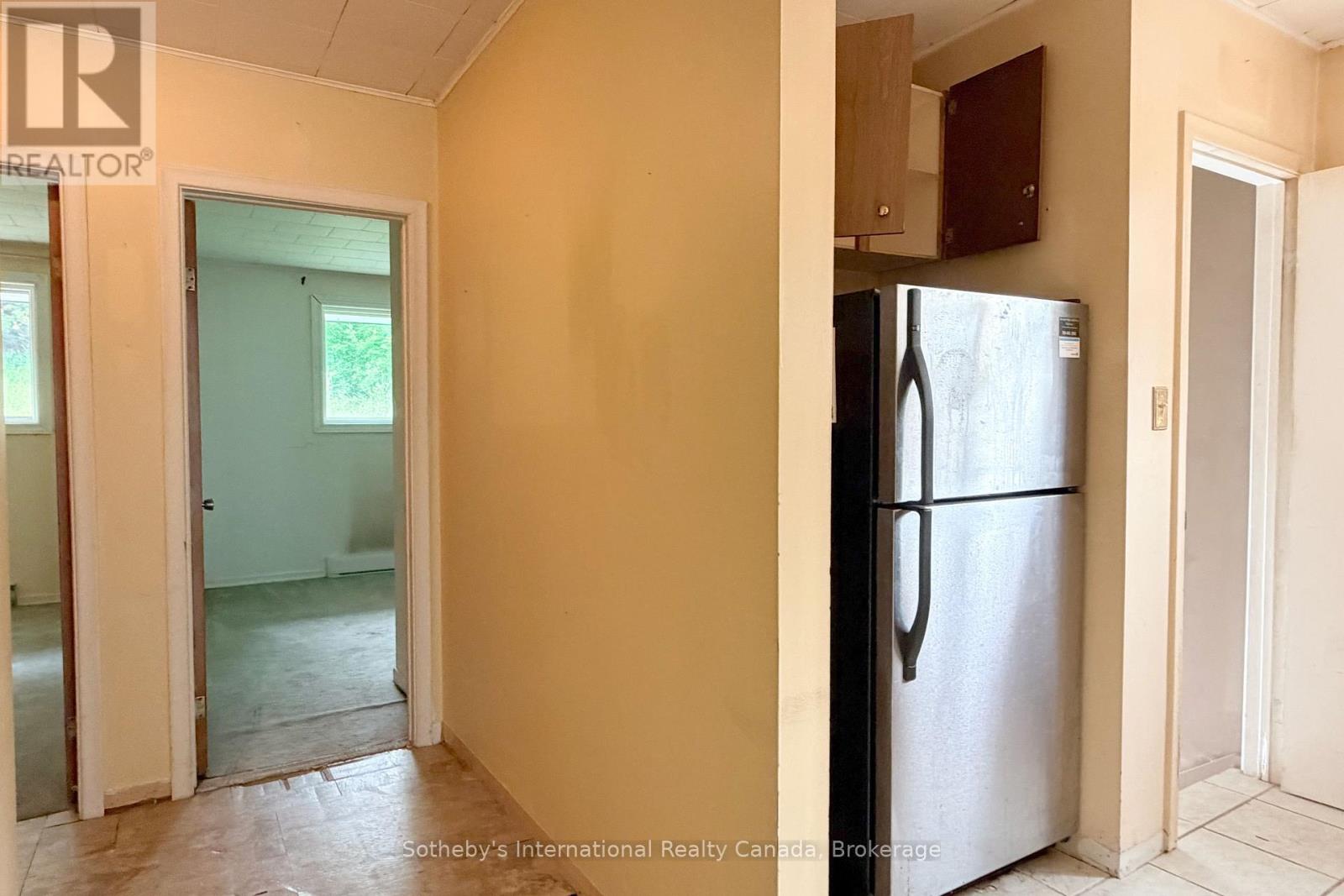 12a Valley Drive Property Photo 10