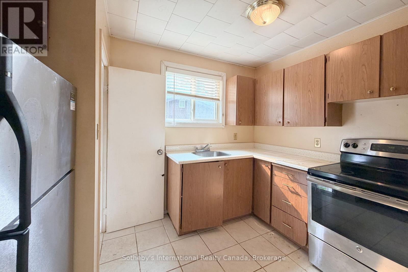12a Valley Drive Property Photo 12
