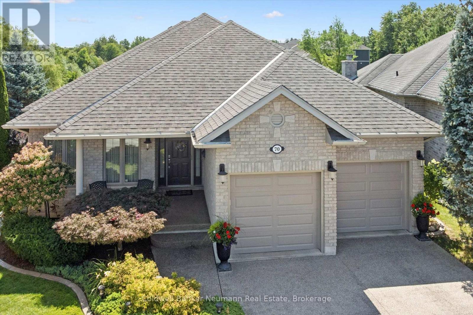 70 Bathgate Drive Property Photo 1