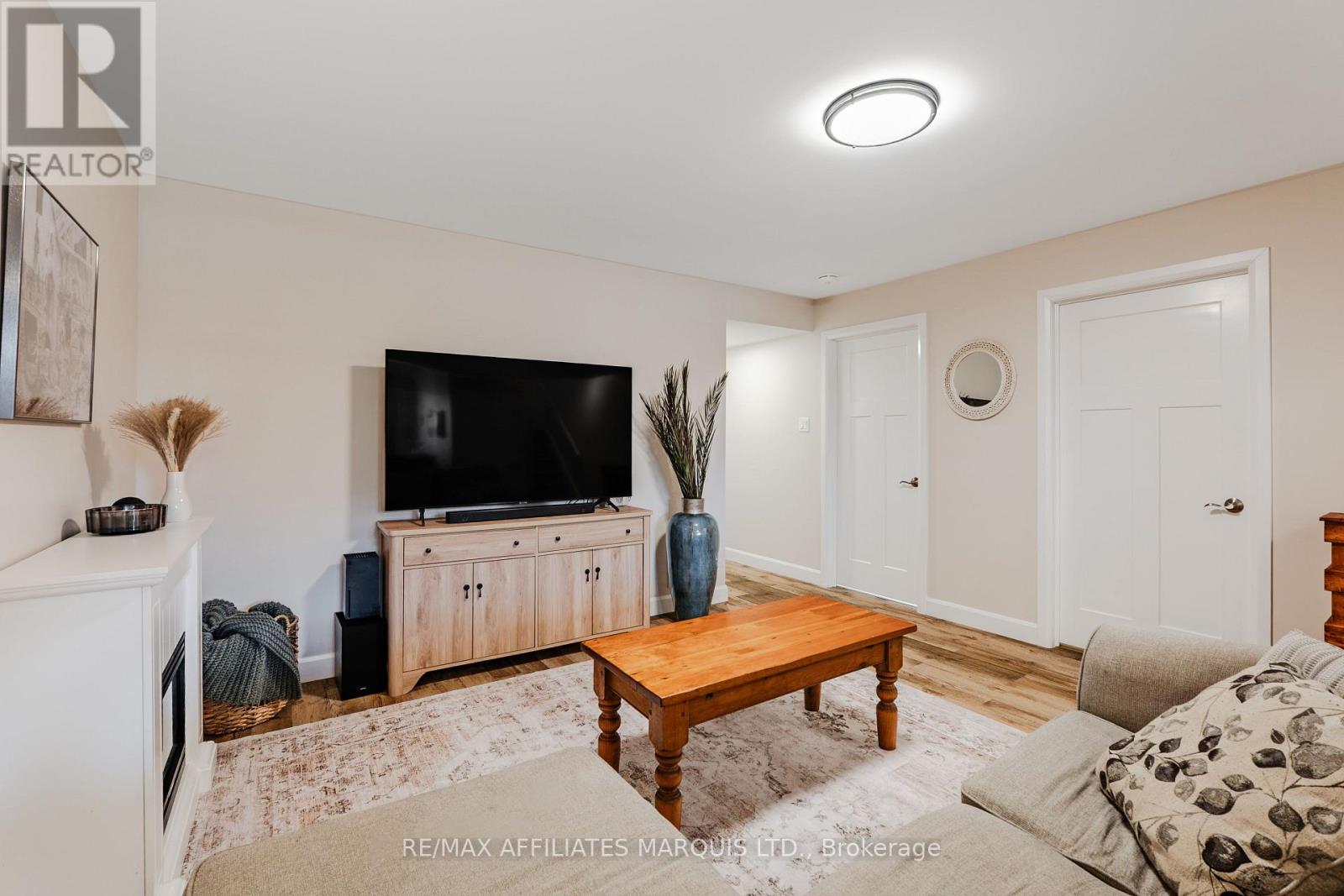 2391 Watson Crescent Property Photo 28