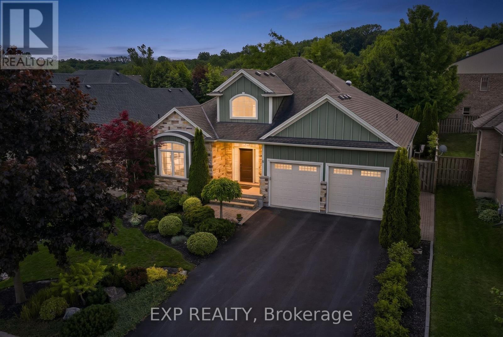 6 CREEKSIDE DRIVE Property Photo 1