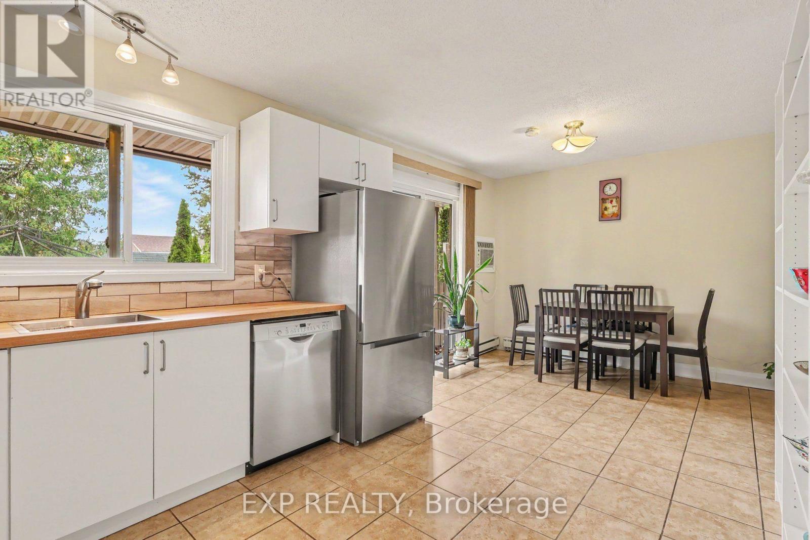 26 - 1594 Fortier Street Property Photo 12