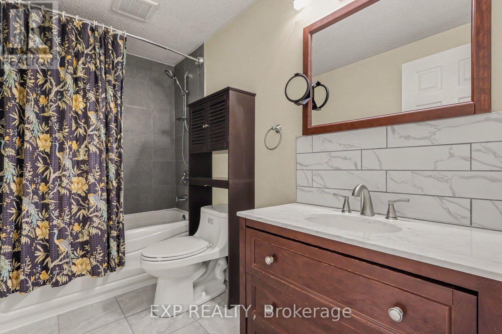 26 - 1594 Fortier Street Property Photo 15