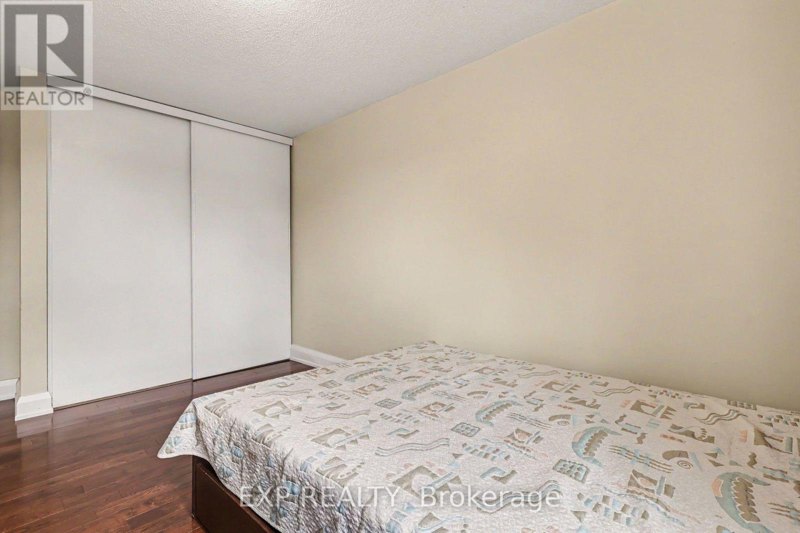 26 - 1594 Fortier Street Property Photo 17