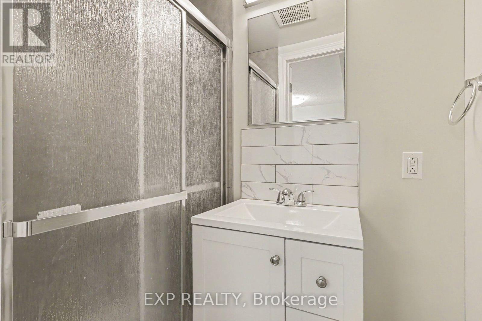 26 - 1594 Fortier Street Property Photo 20