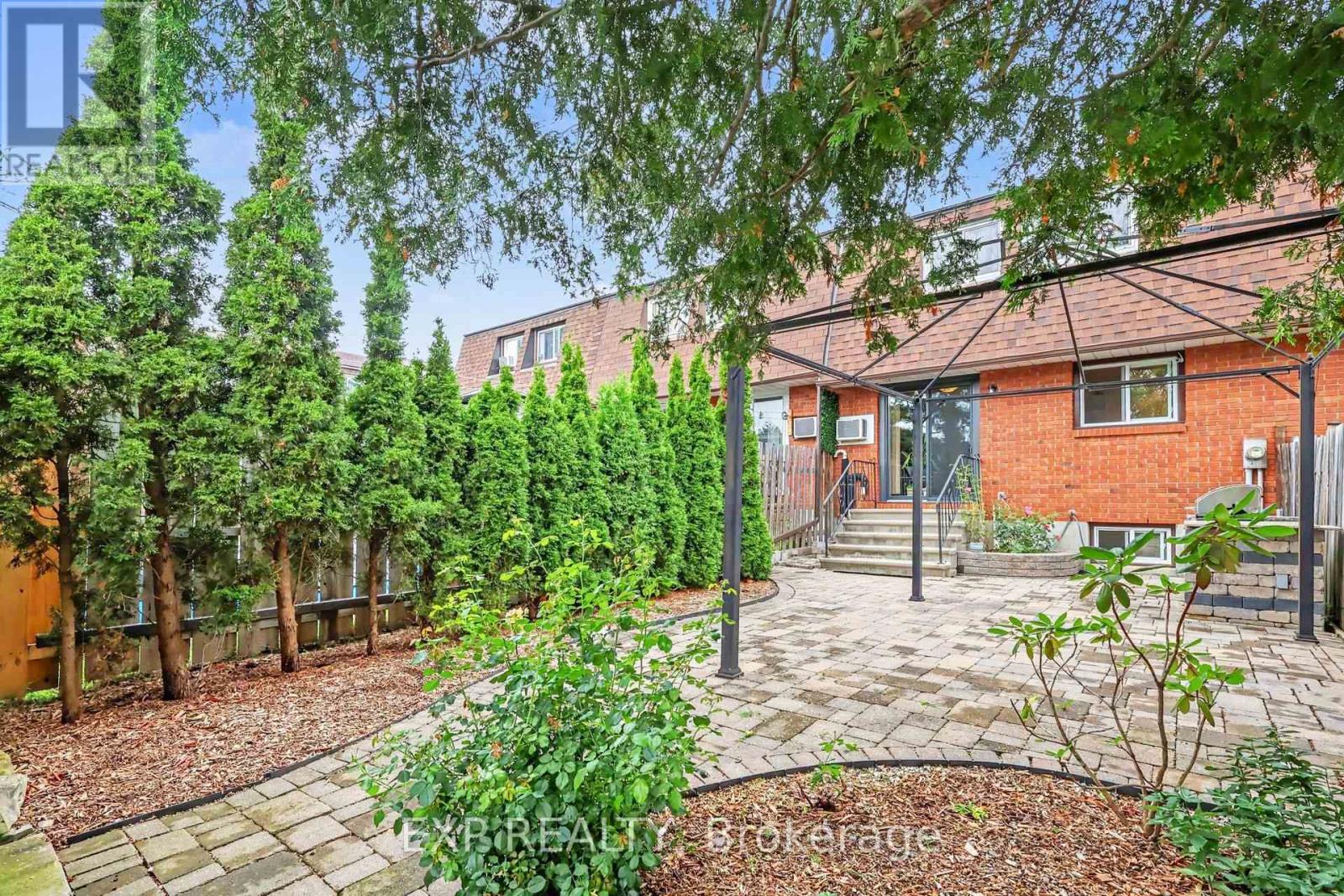 26 - 1594 Fortier Street Property Photo 31