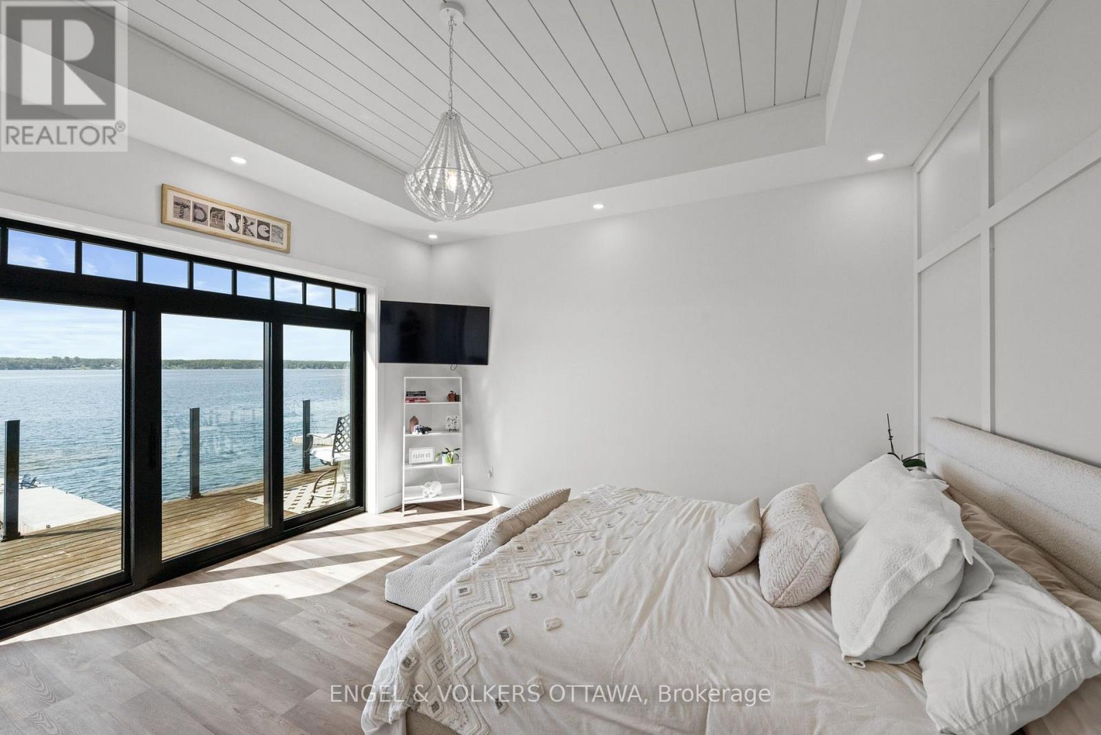 5 Shoreside Way Property Photo 11