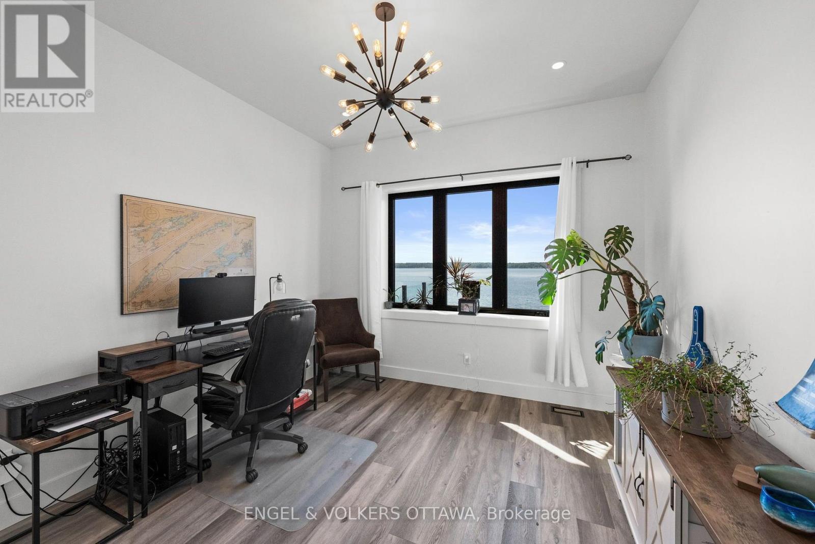 5 Shoreside Way Property Photo 18