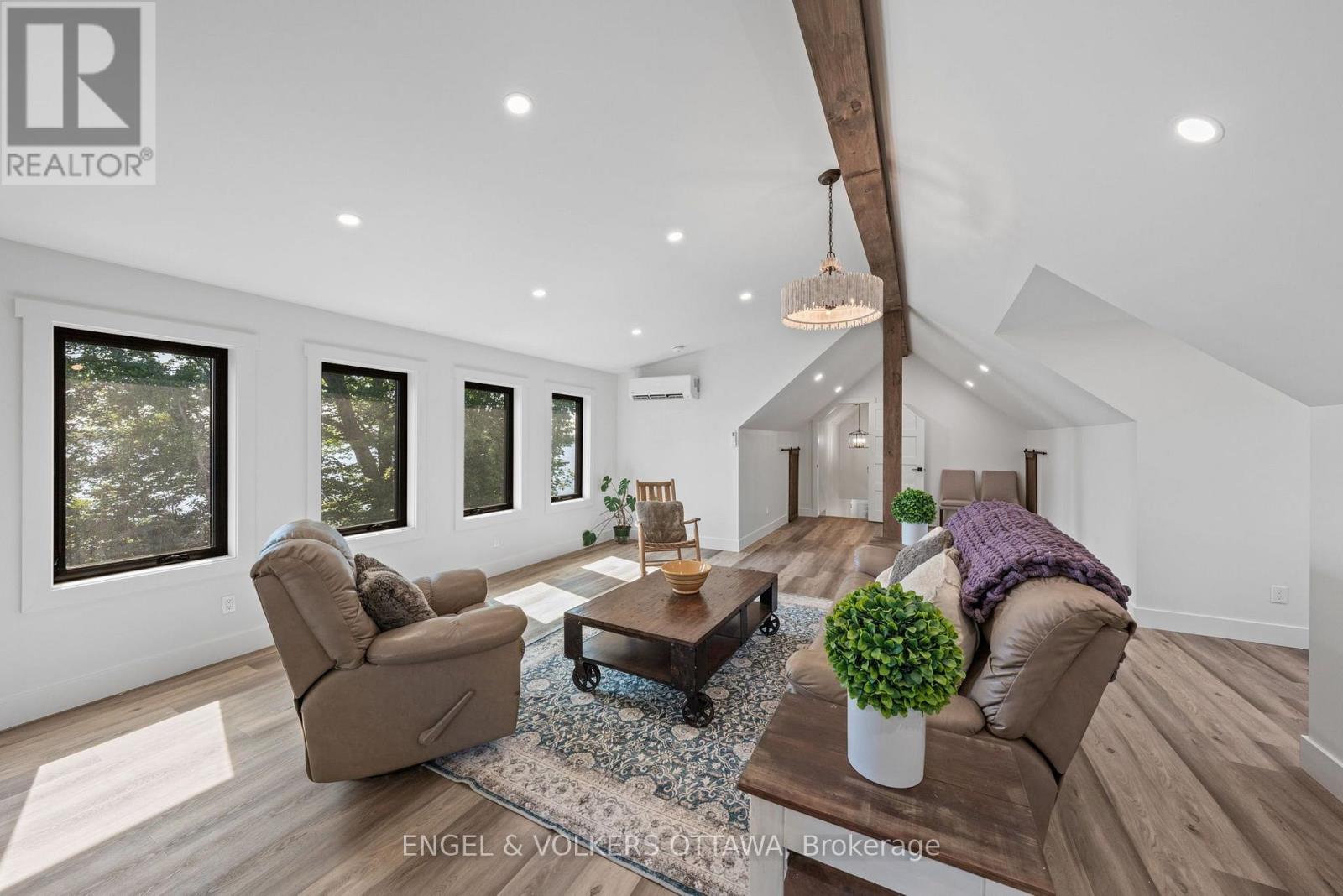 5 Shoreside Way Property Photo 21
