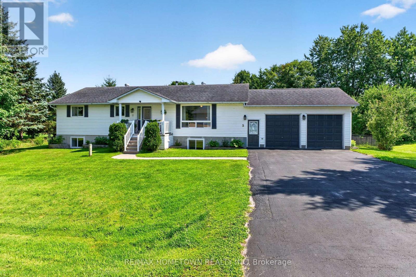 5 LAYNG DRIVE Property Photo 1