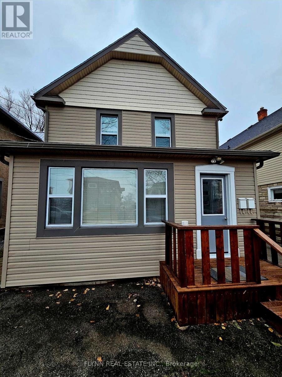 24 EMPIRE STREET Property Photo 1