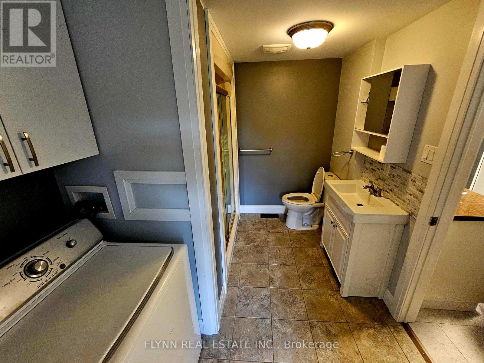 24 Empire Street Property Photo 9