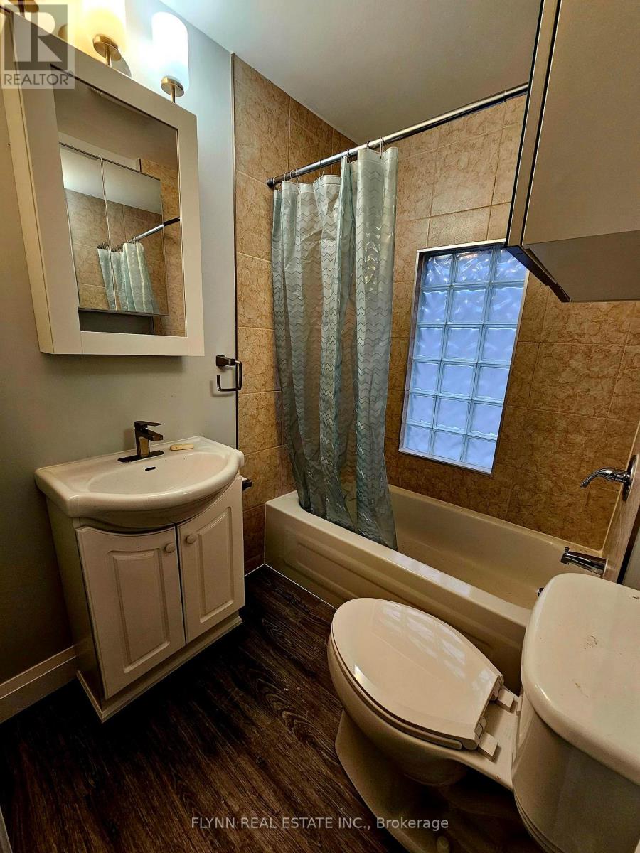 24 Empire Street Property Photo 23