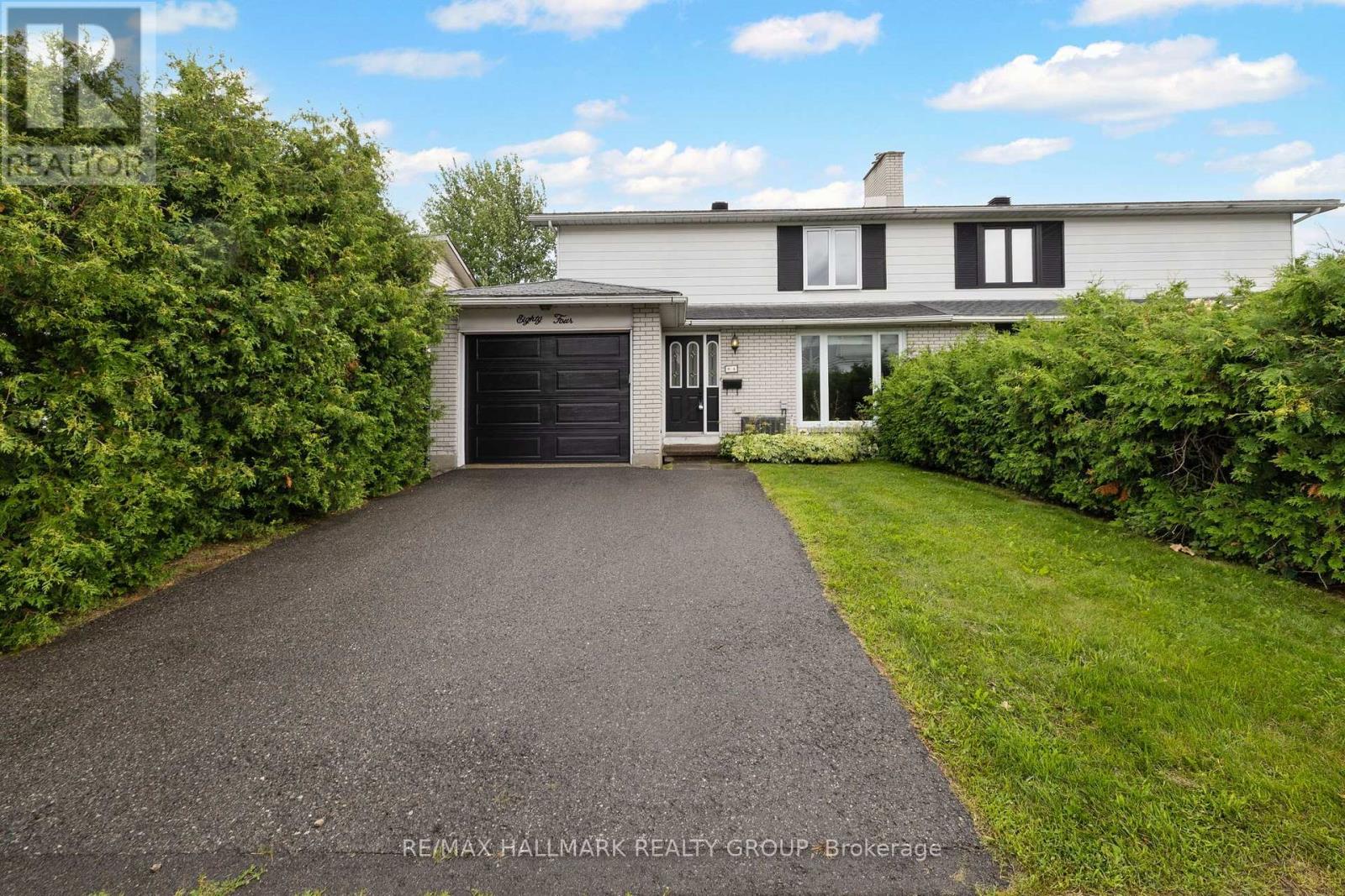 84 Chesterton Drive Property Photo 1