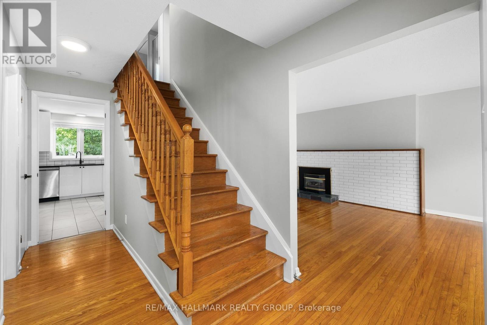 84 Chesterton Drive Property Photo 4