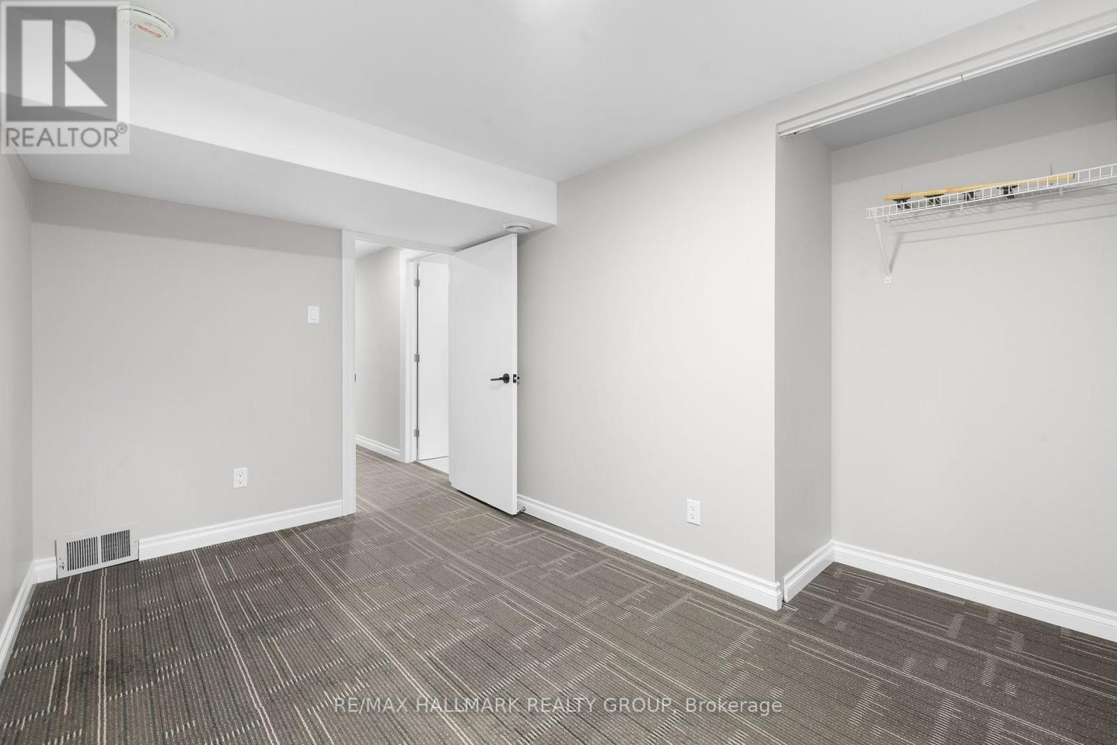 84 Chesterton Drive Property Photo 32