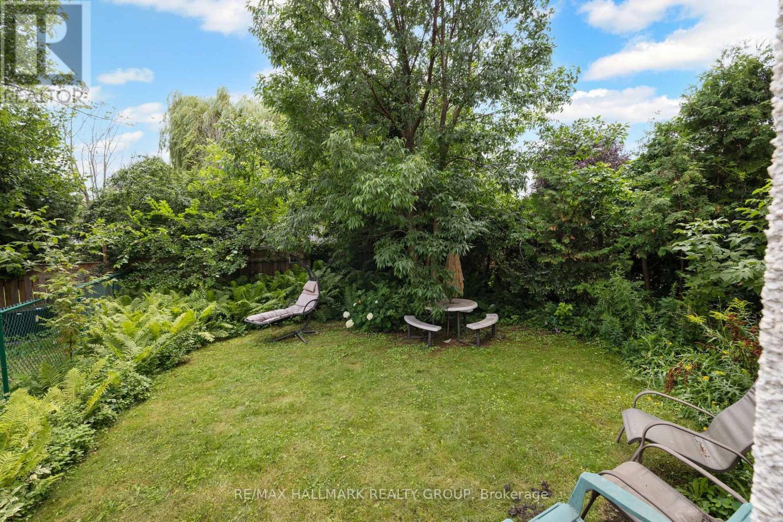 84 Chesterton Drive Property Photo 38