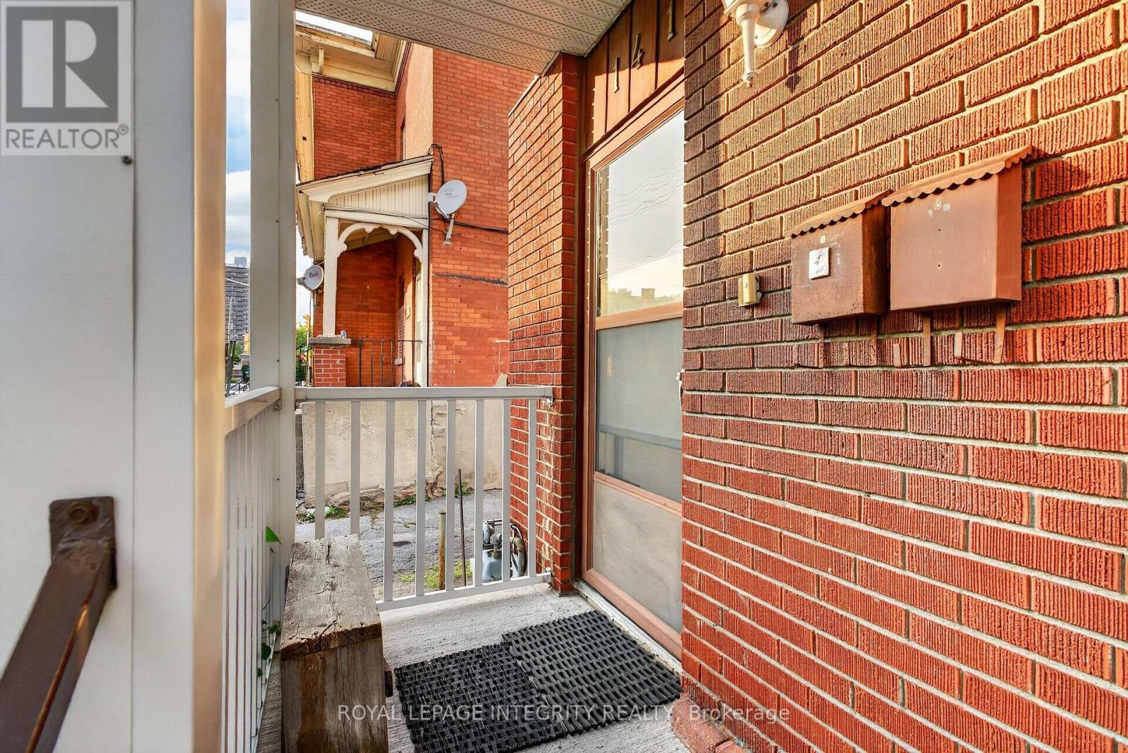 141 Percy Street Property Photo 6