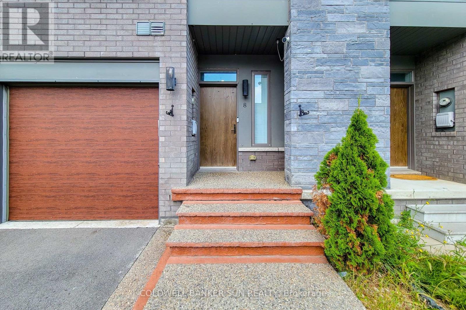 8 Bedrock Drive Property Photo 4
