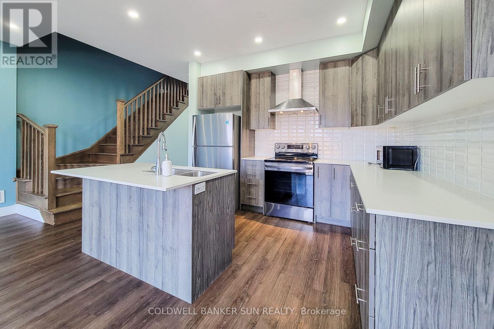 8 Bedrock Drive Property Photo 16