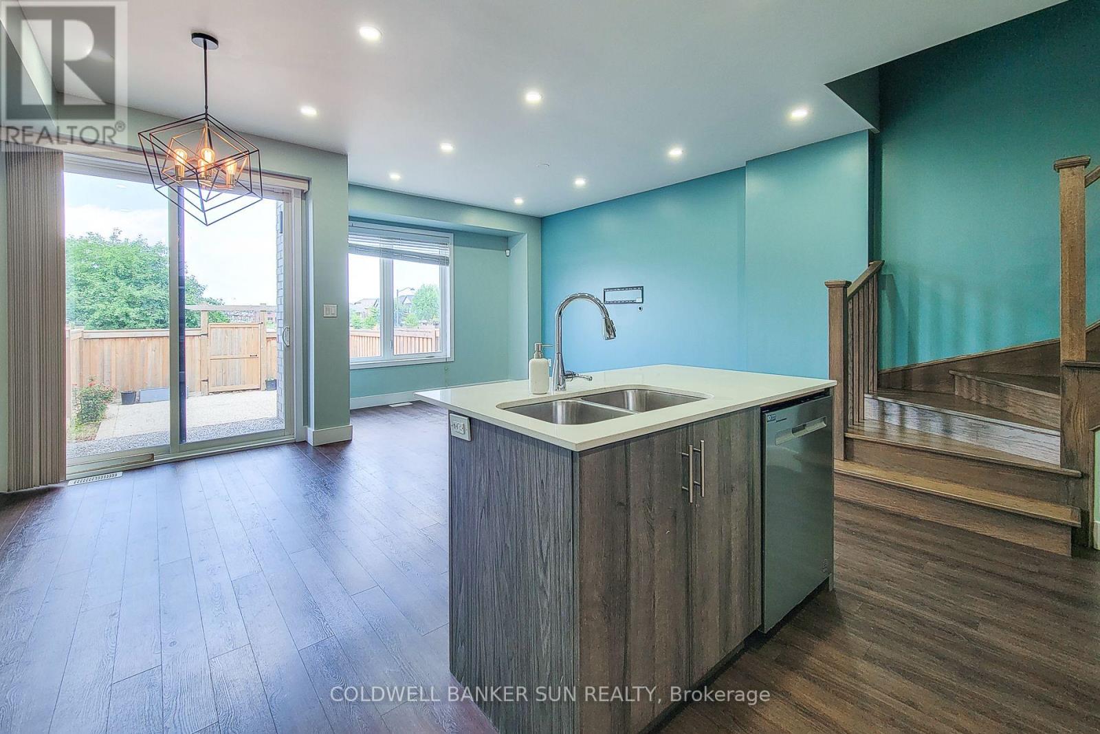 8 Bedrock Drive Property Photo 18