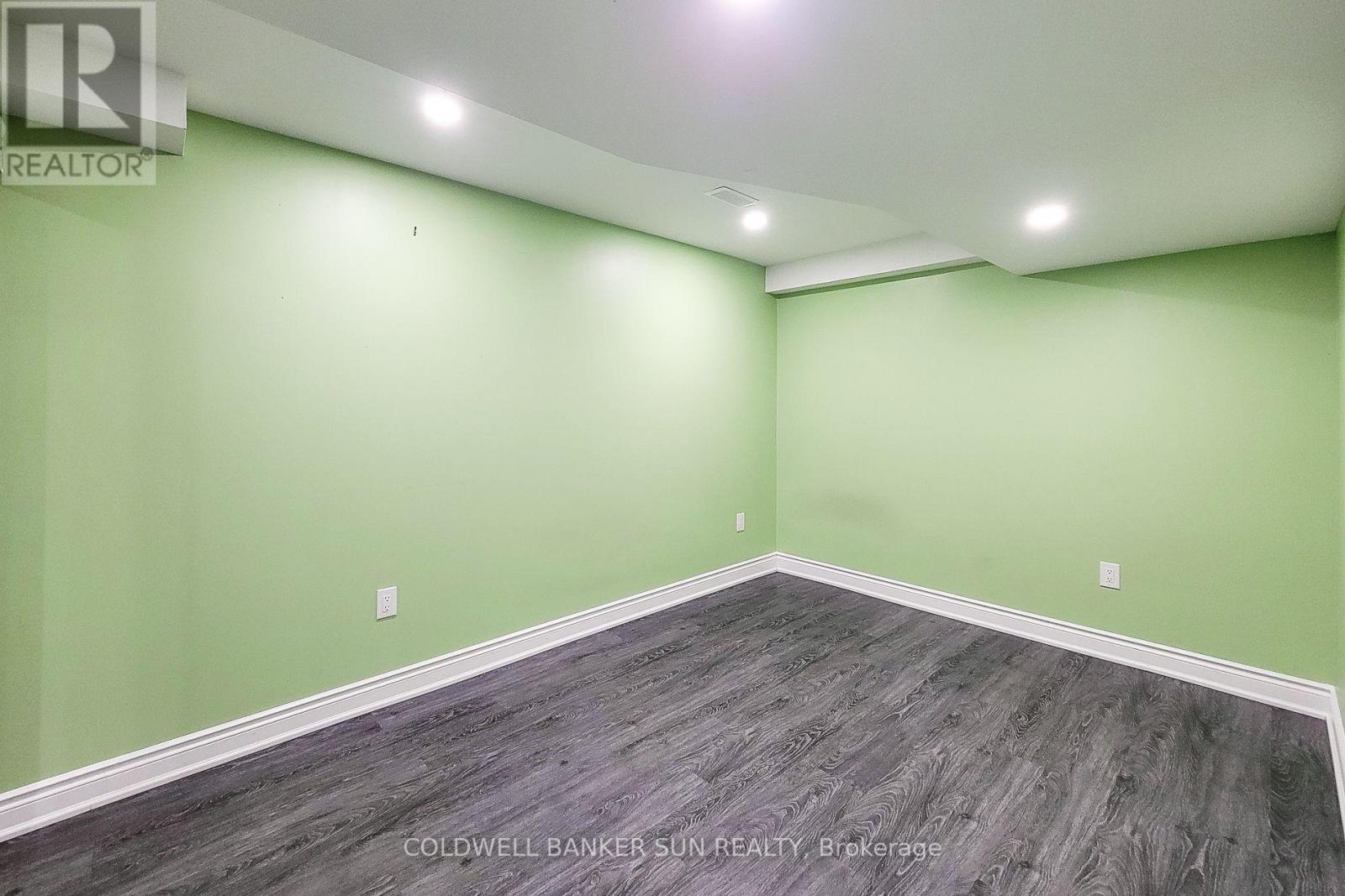8 Bedrock Drive Property Photo 41