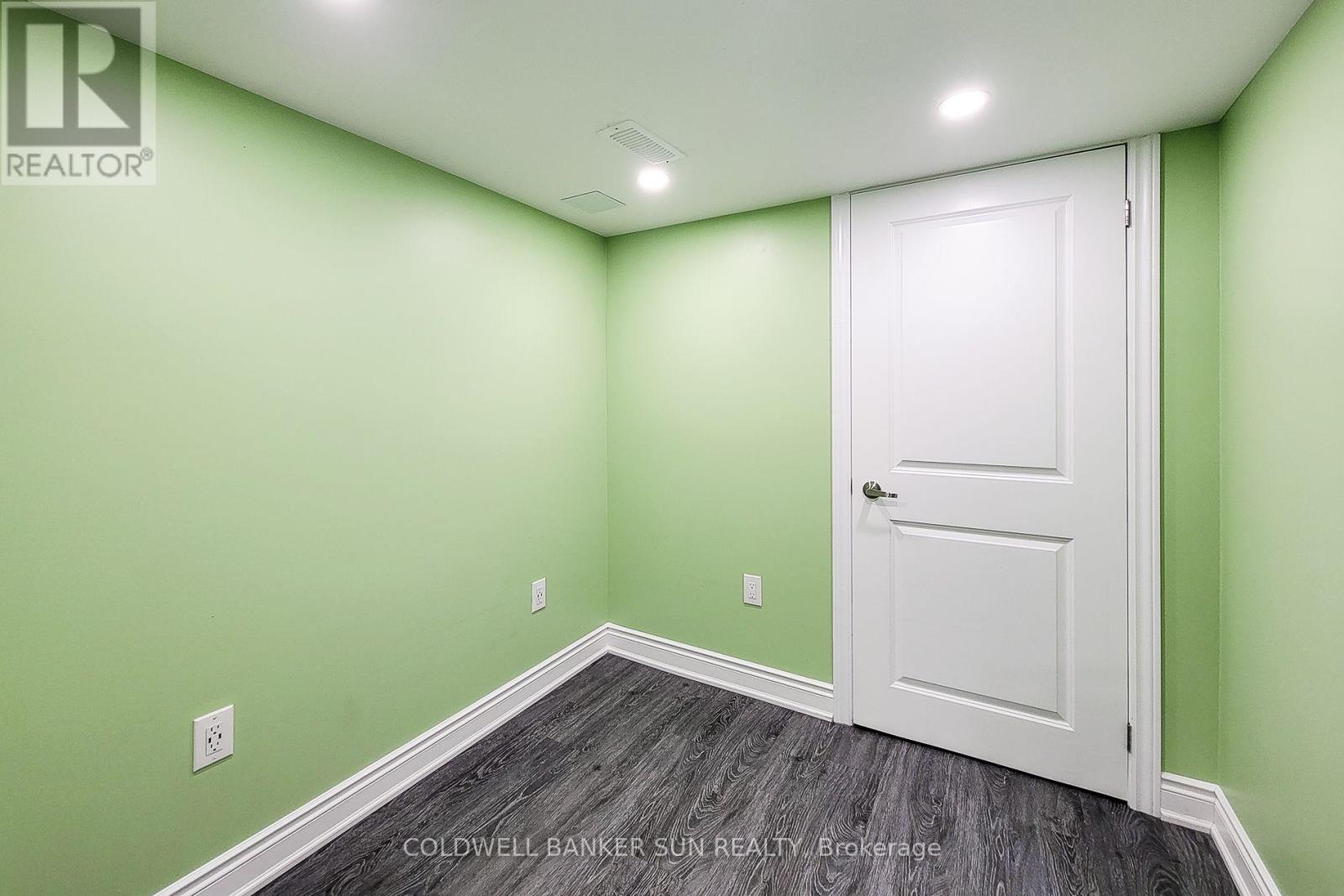 8 Bedrock Drive Property Photo 44