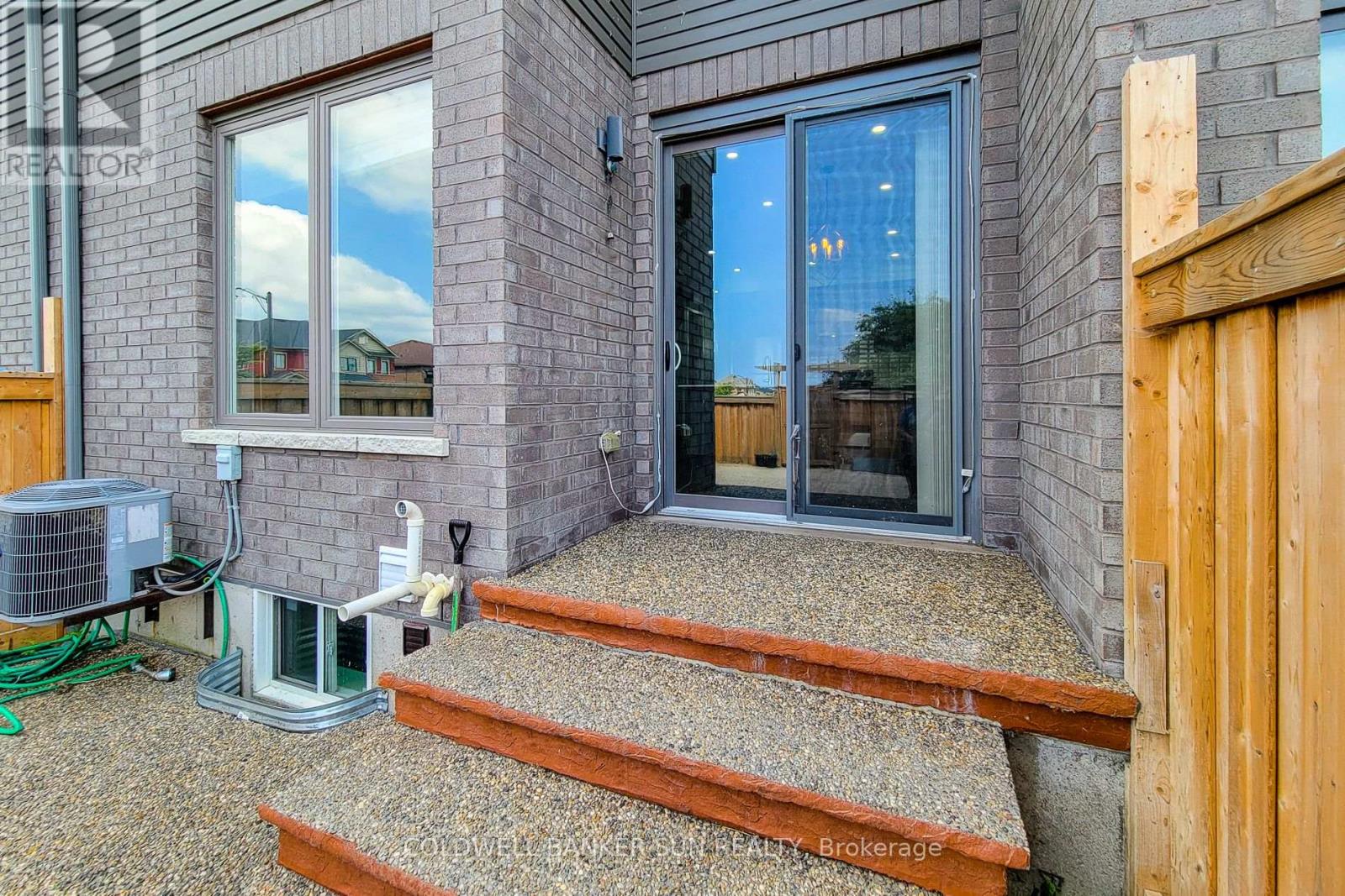 8 Bedrock Drive Property Photo 46