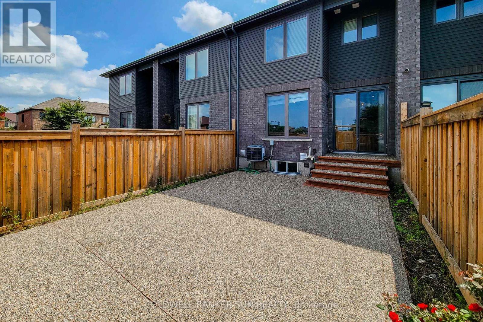 8 Bedrock Drive Property Photo 48