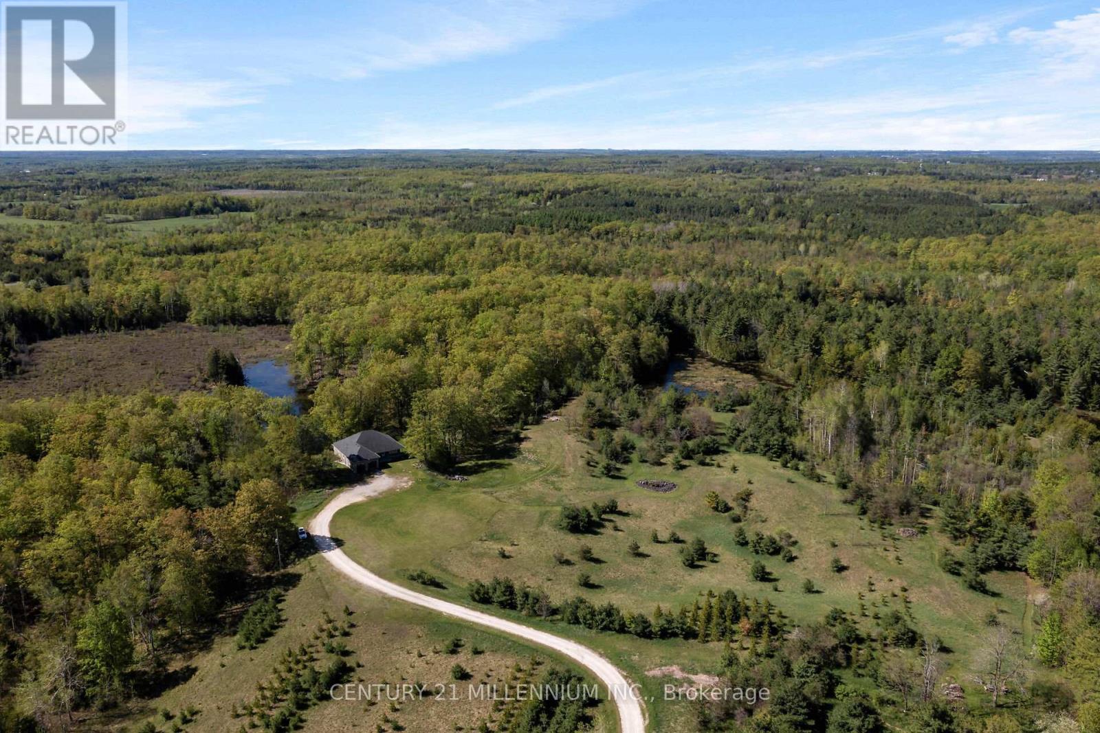 5204 Ninth Line Property Photo