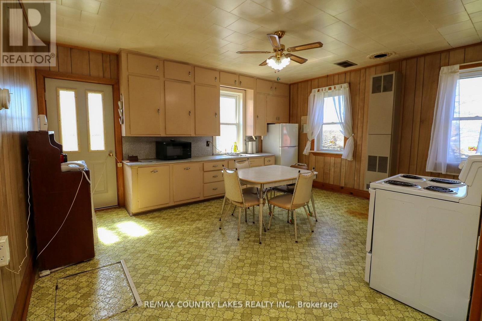 495 Eldon Station Road Property Photo 5