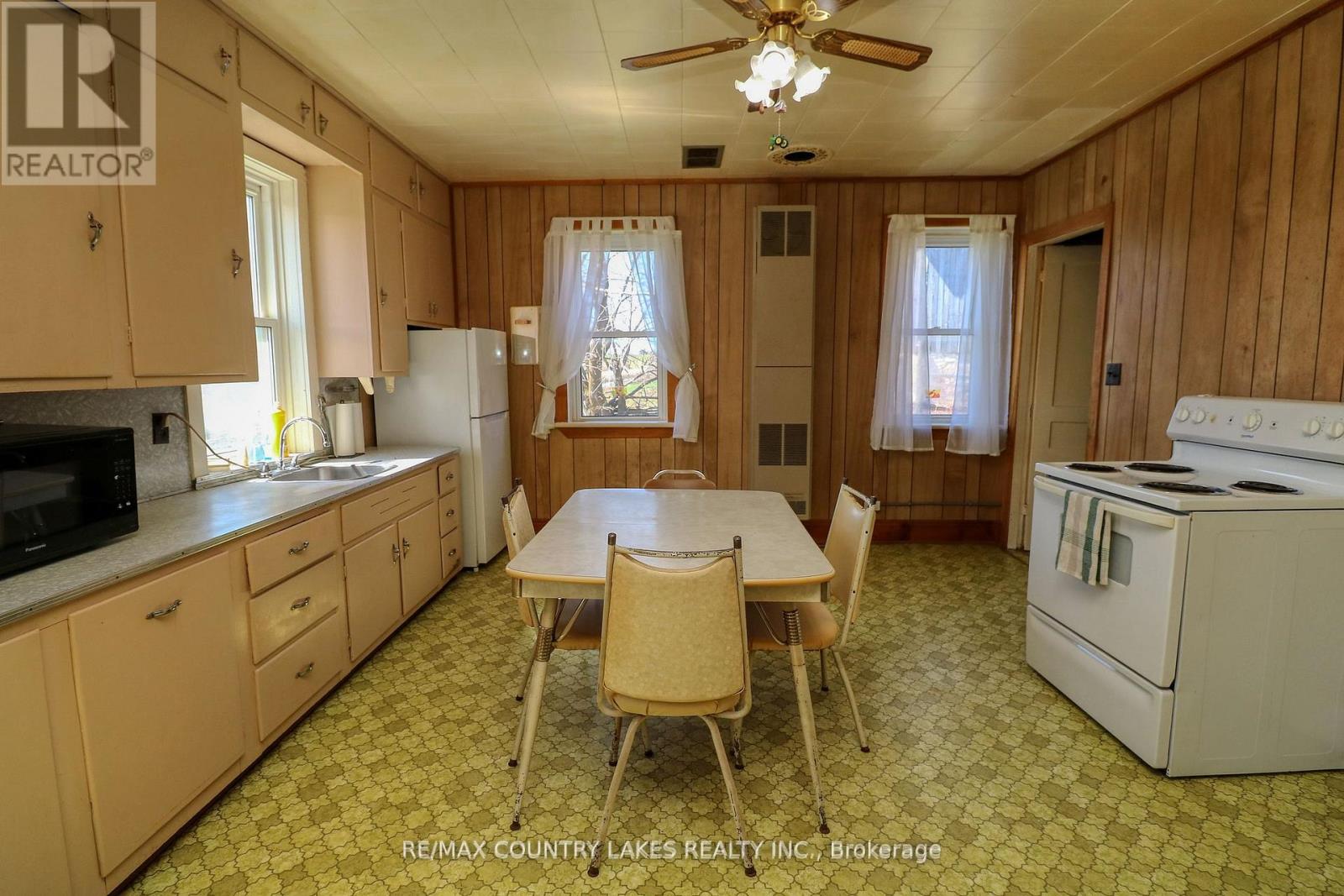 495 Eldon Station Road Property Photo 6