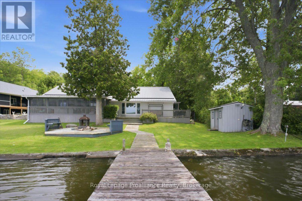 40 Riverview Drive Property Photo 1