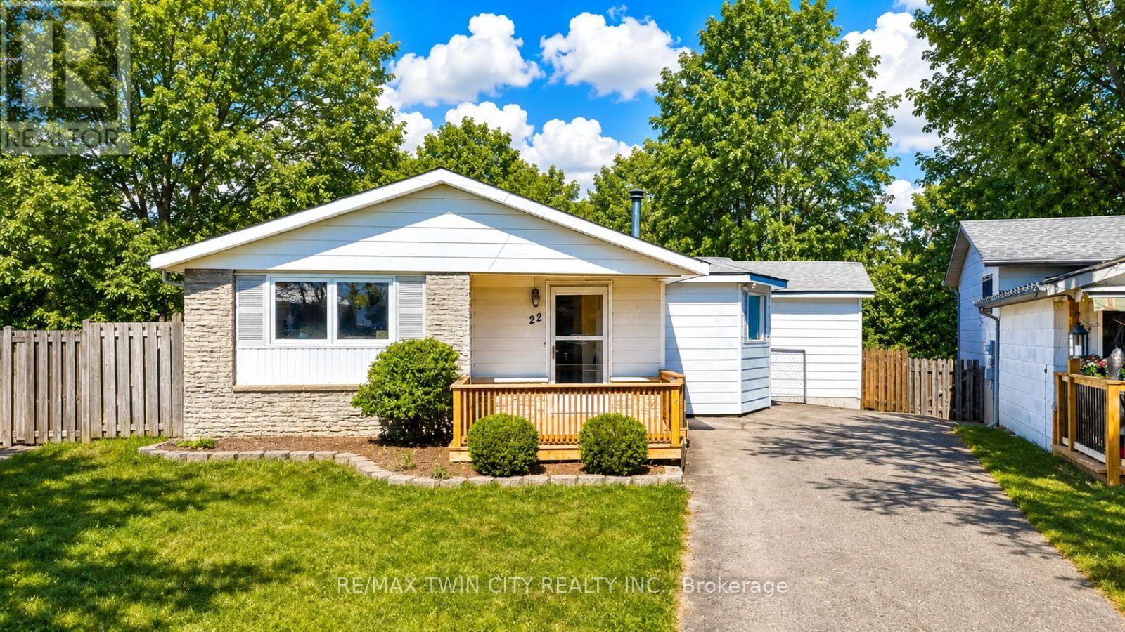 22 BLACKHORNE CRESCENT Property Photo 1