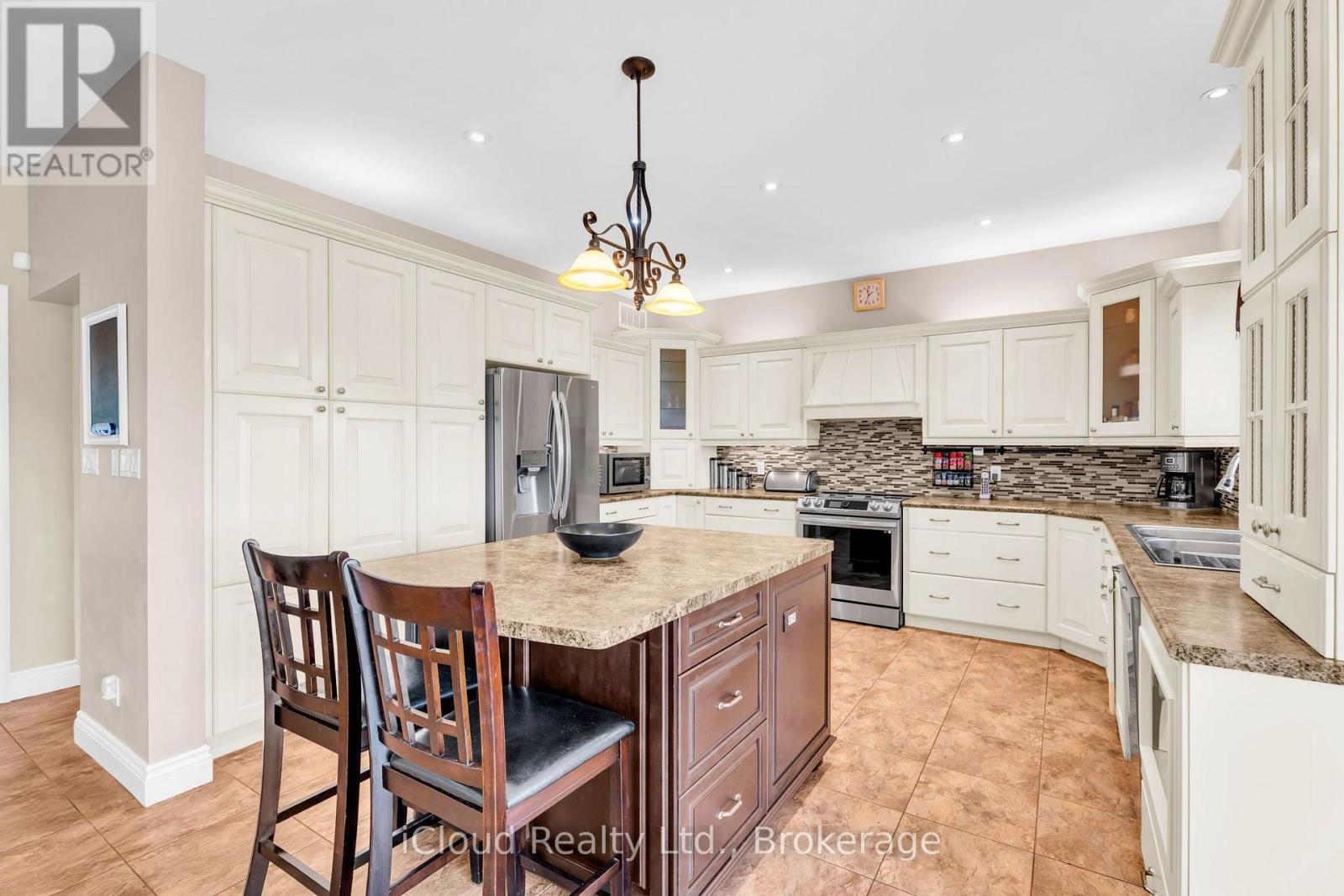 514164 2nd Line Property Photo 15