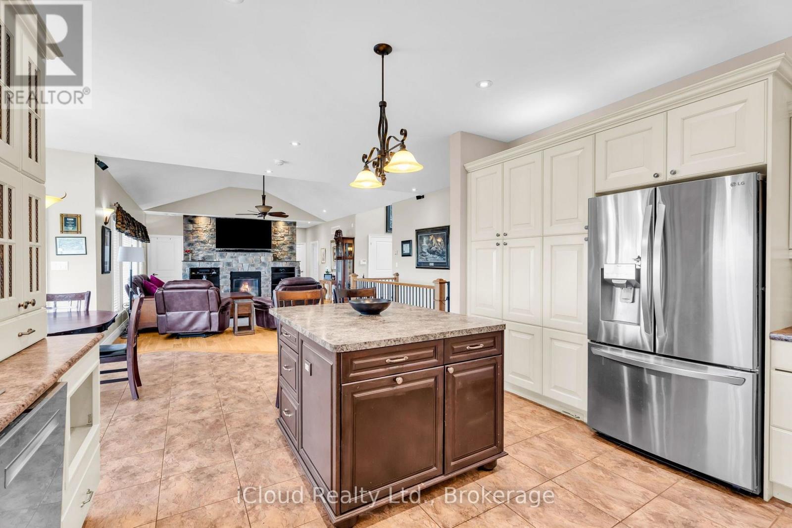514164 2nd Line Property Photo 17