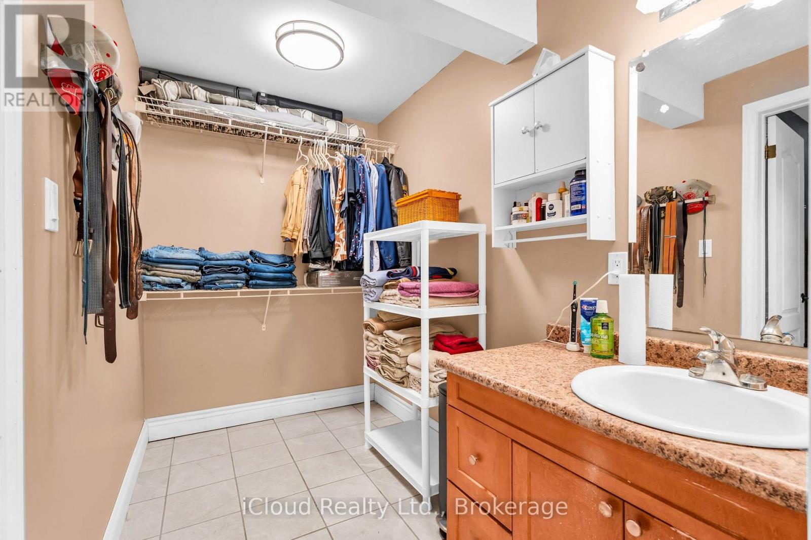 514164 2nd Line Property Photo 37