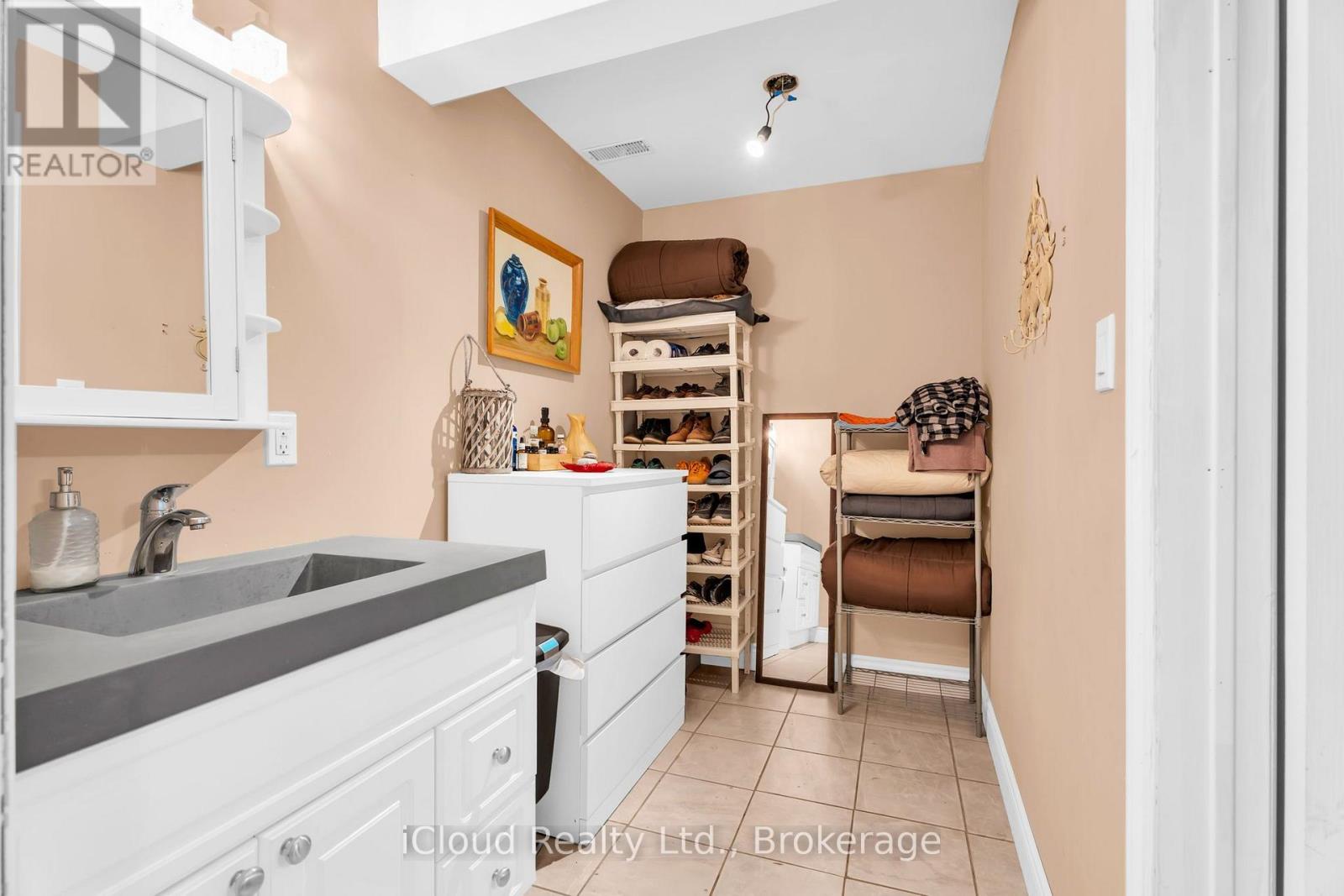 514164 2nd Line Property Photo 39