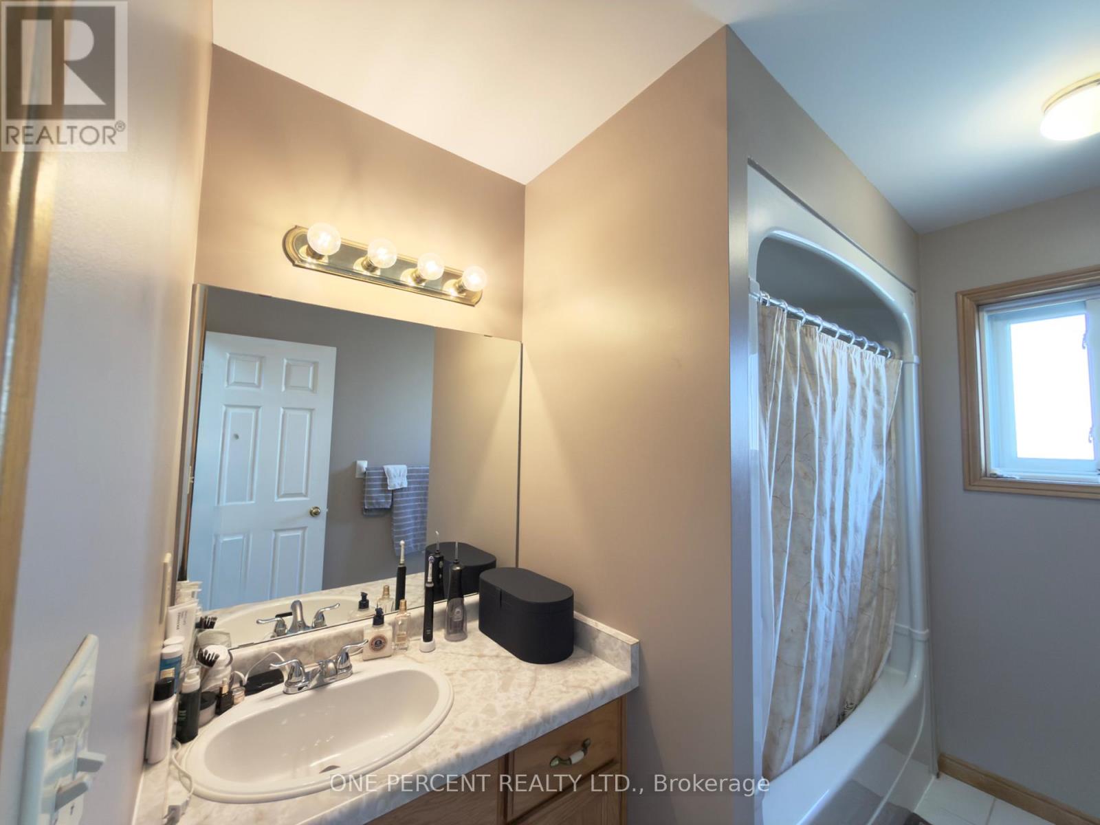 7476 Monastery Drive Property Photo 10