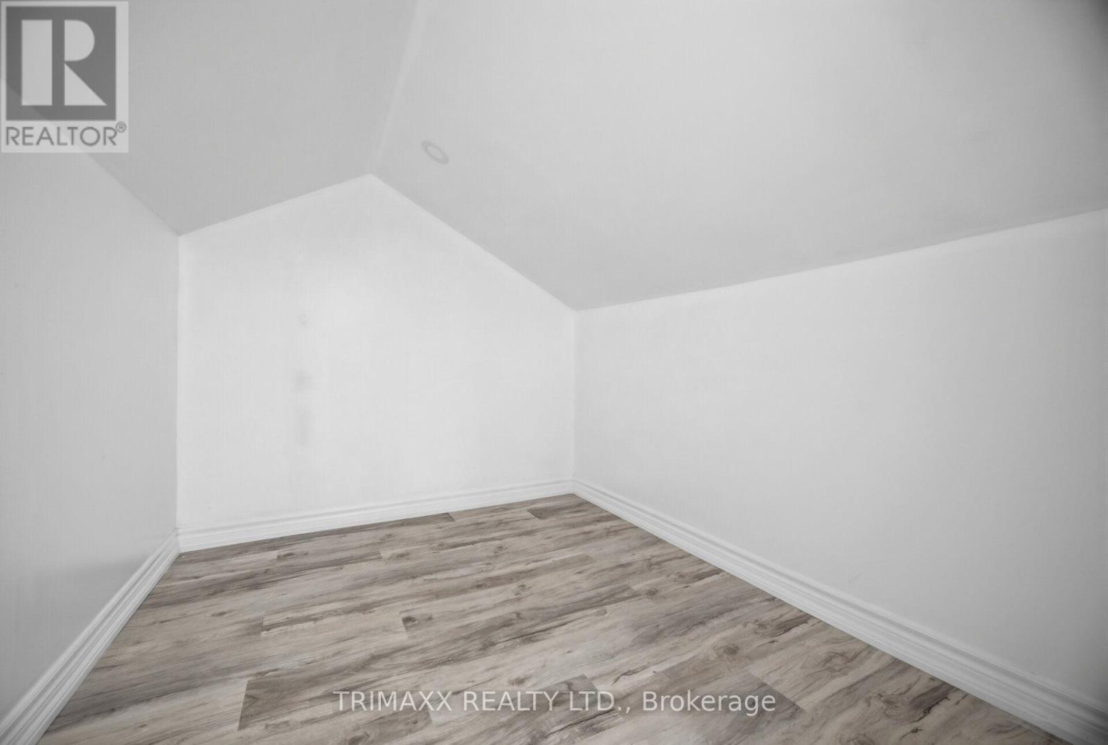 34 Dover Road Property Photo 33