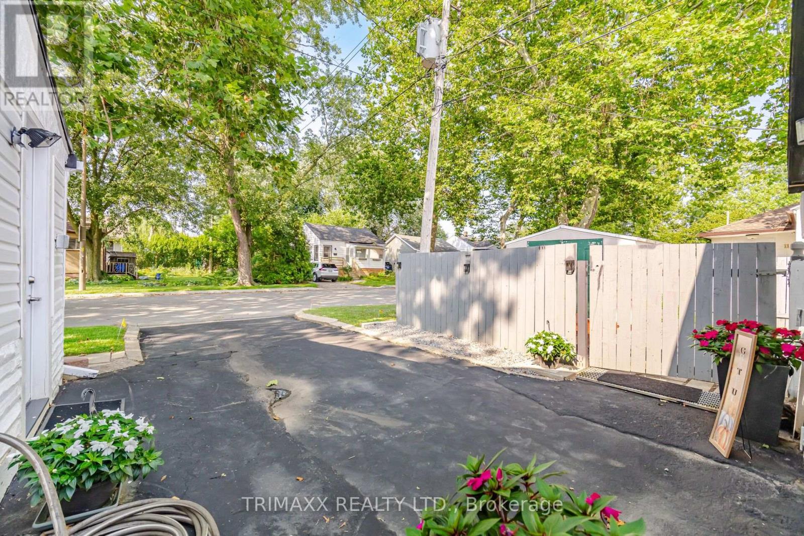 34 Dover Road Property Photo 35