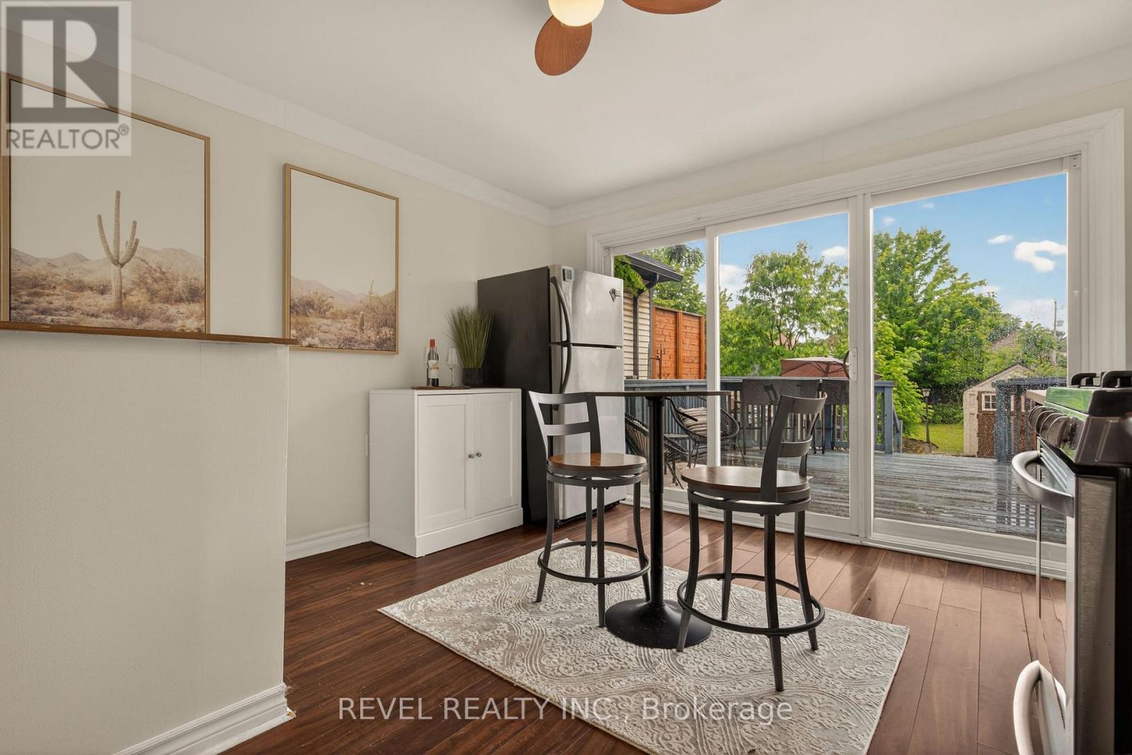 153 Ferrie Street E Property Photo 12