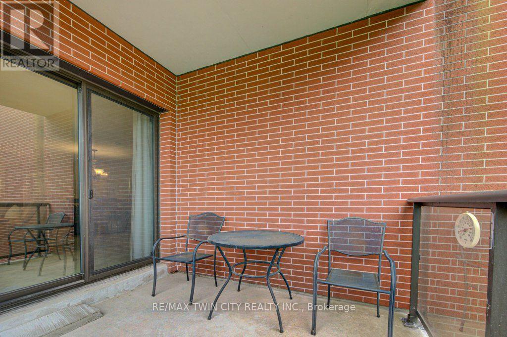 32 - 52 Blue Springs Drive Property Photo 30