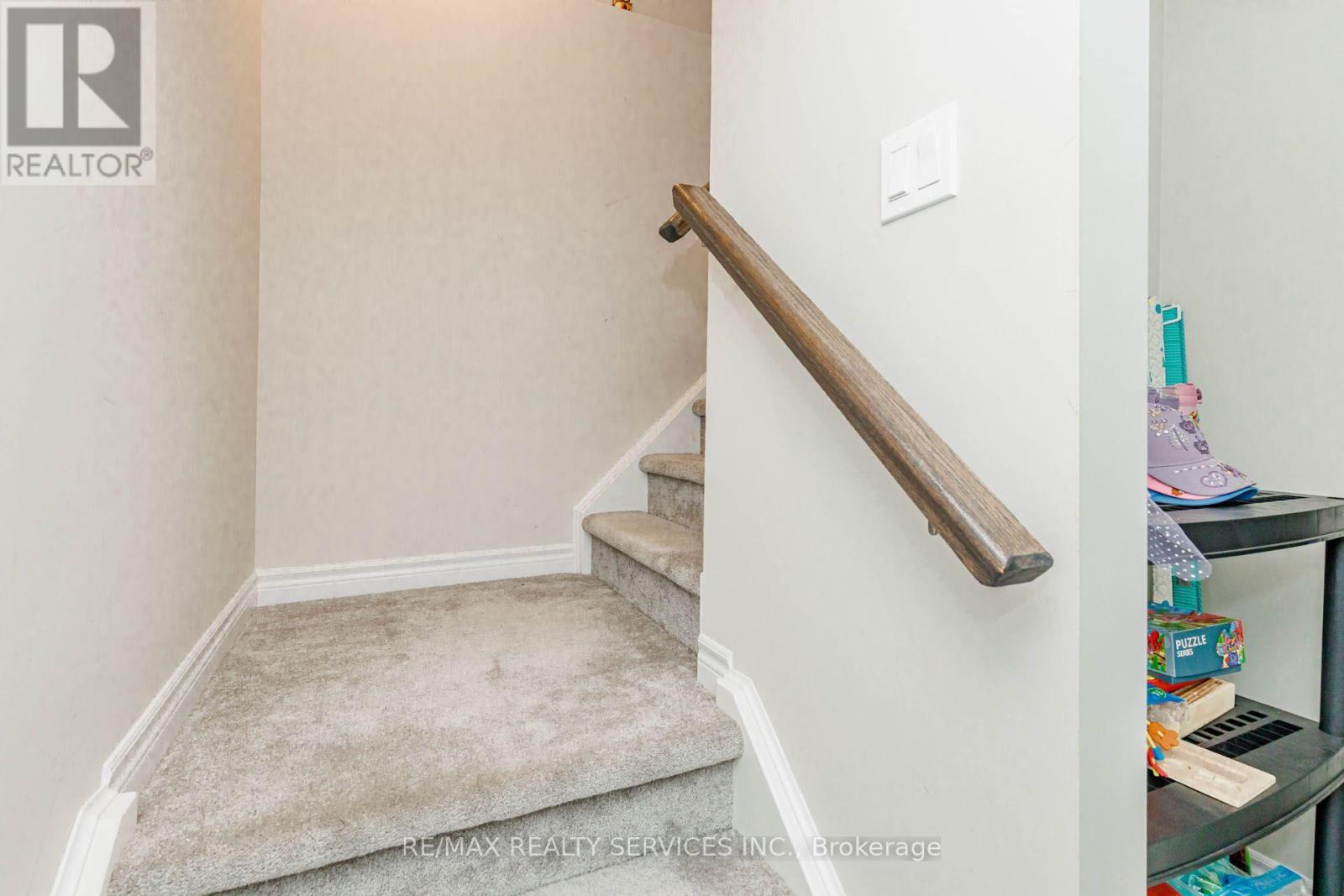 1561 Dunkirk Avenue Property Photo 34