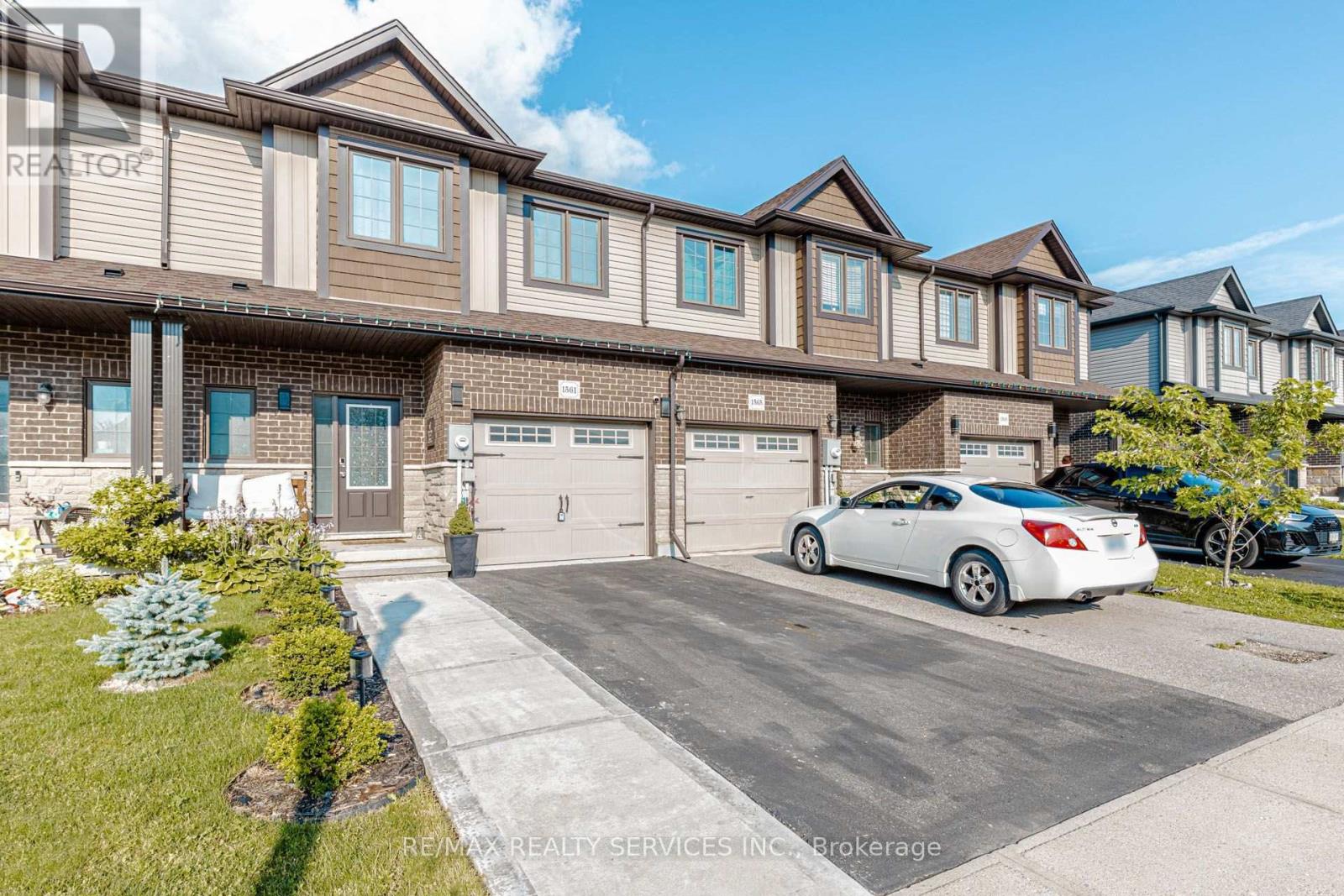 1561 Dunkirk Avenue Property Photo 49