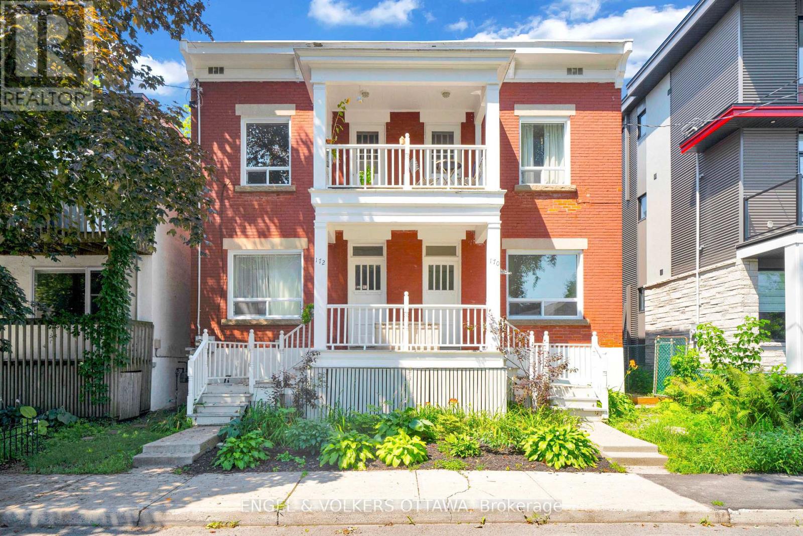 2 - 172 IVY CRESCENT