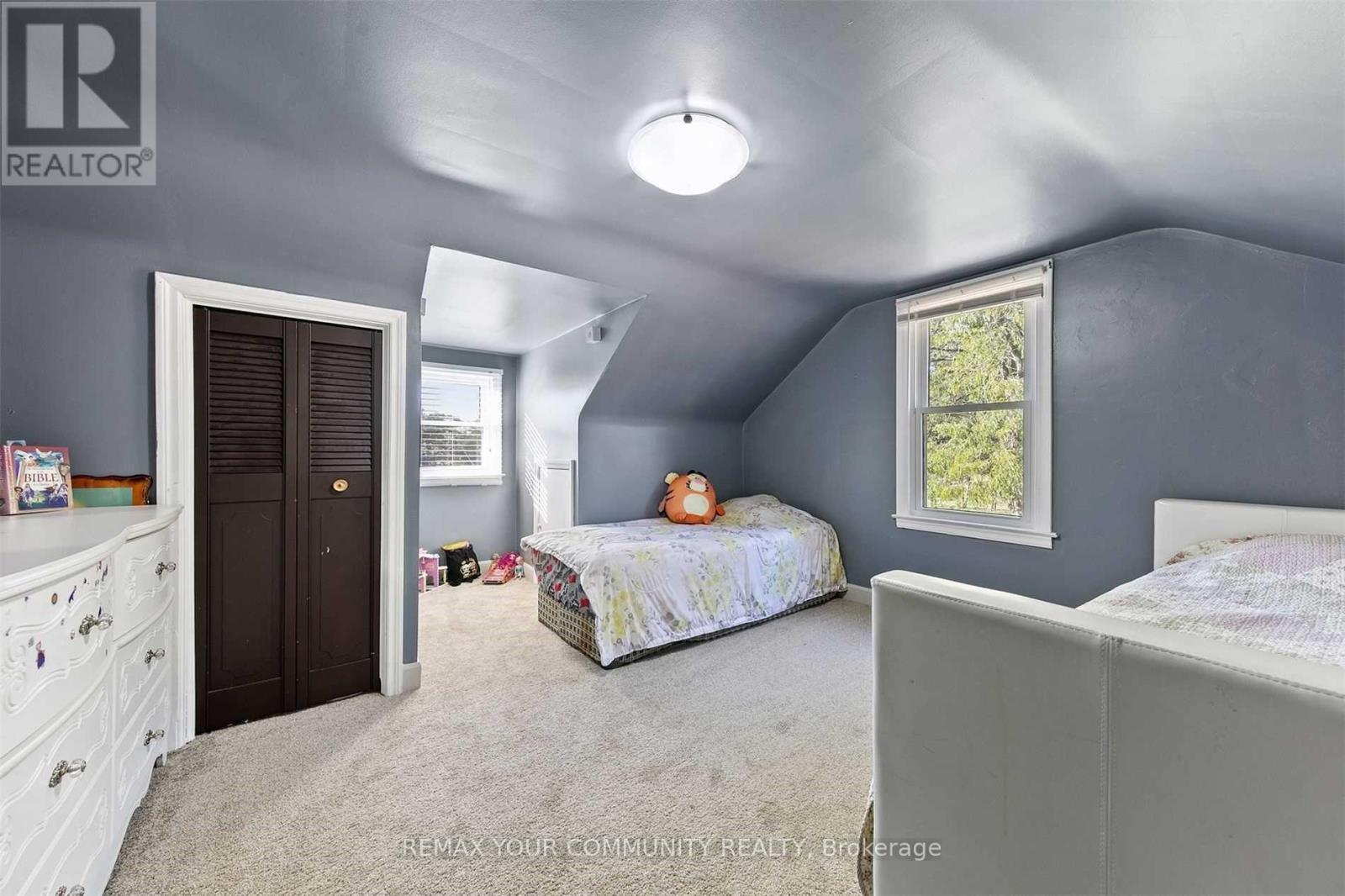 4276 Howard Avenue Property Photo 19