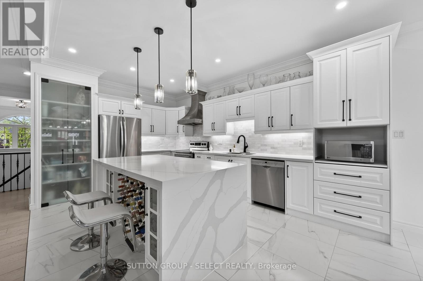 135 Plane Tree Drive Property Photo 15
